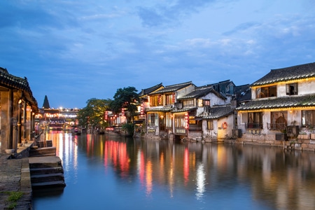 街拍-城市-建筑-夜景-旅游 图片素材
