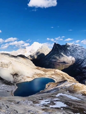 在路上-旅行-稻城自驾-风景-自然 图片素材