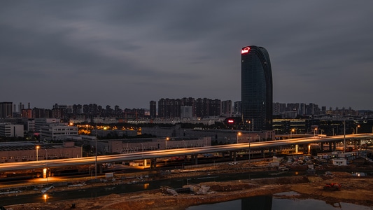 武汉-武汉加油-黑金-城市夜景-电影感 图片素材