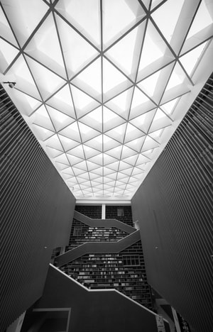建筑-黑白-光影-图书馆-建筑 图片素材