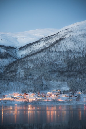在那遥远的地方-挪威-尼康-雪-村 图片素材