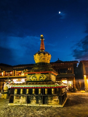 香格里拉-风光-旅行-秋色-摄影师胡文凯 图片素材