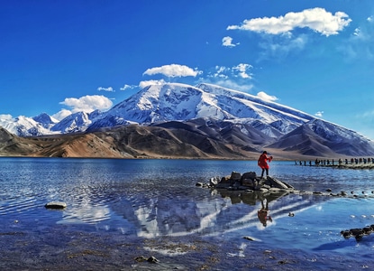 我要上封面-美丽的南疆-雪域高原-雪山-水天一色 图片素材