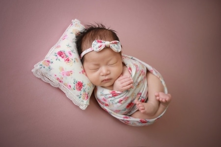 新生儿摄影-满月宝宝-儿童摄影-宝宝-小孩 图片素材