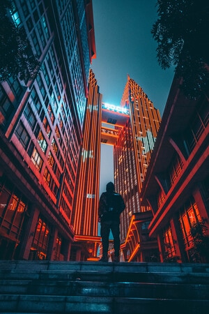 夜景-晚上-高楼-城市探索-约拍 图片素材