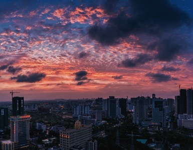 城市色彩-晚霞-日落-天空-云彩 图片素材