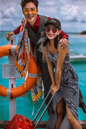 旅拍婚纱-人像-美女-女性-女人 图片素材