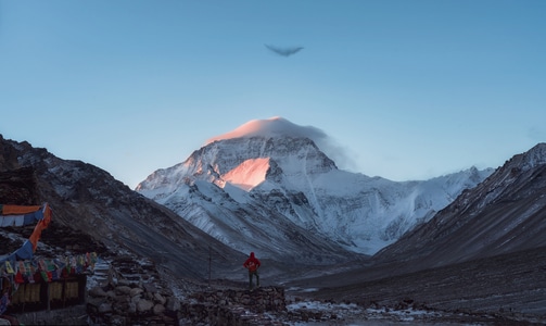 冬日暖阳-一抹暖阳-风景-自然-山峰 图片素材
