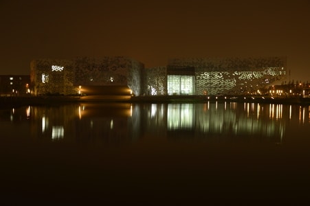 弱光-夜景-建筑-校园-建筑 图片素材