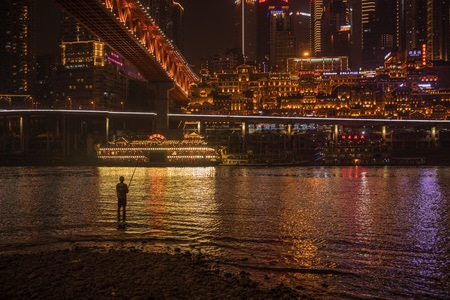 夜晚-江边-城市-钓鱼-城市 图片素材
