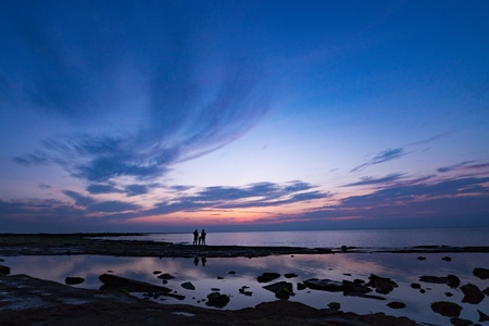 一家人-全家福-大海-海边-涠洲岛 图片素材