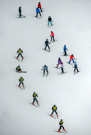 雪世界-日本-北海道-滑雪-运动 图片素材