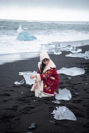 环境人像-旅行摄影-冰岛旅行-冰火作品-冰岛 图片素材