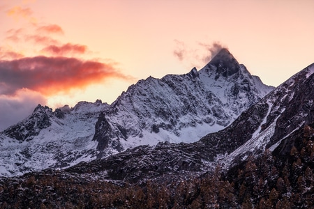 川西-雪山-藏区-藏地-风光 图片素材
