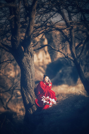 意境人像-环境人像-情绪人像-古装人像-女性 图片素材