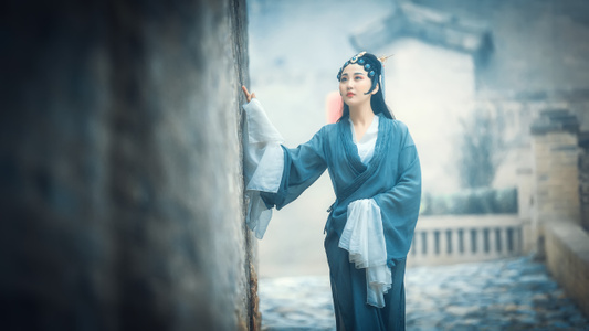 意境人像-环境人像-情绪人像-古装人像-女人 图片素材