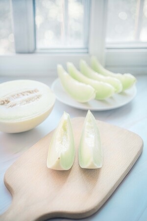美食-小品-你好2020-光影-悠闲 图片素材