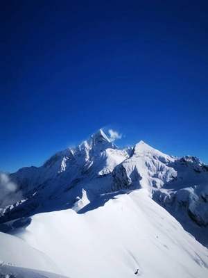 四姑娘山-纪实-雪山-旅行-户外 图片素材