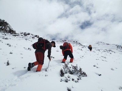 纪实-生活-旅行-雪山-无限风光在险峰 图片素材