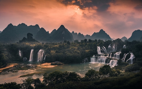 旅行-风光-瀑布-水流-自然 图片素材