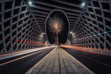 建筑-夜景-桥-明度-车轨 图片素材
