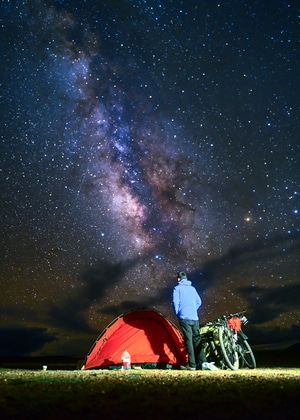 西藏-阿里-荒野-星空-露营 图片素材