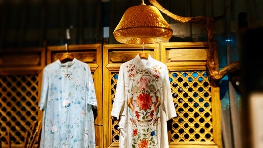 手机-随拍-服装-衣服-室内 图片素材