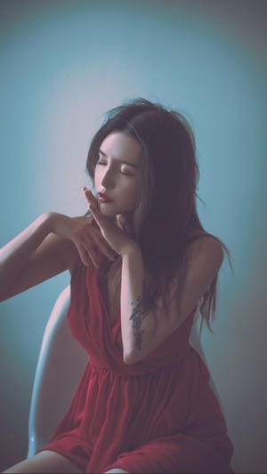 美女-美女人像-人像摄影-摄影约拍-情绪人像 图片素材