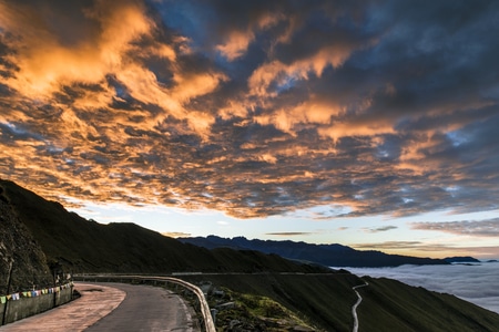 晨光-巅峰-霞光-纪实-风景 图片素材