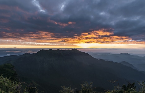 川西-朝霞-风景-高原光影-山巅 图片素材