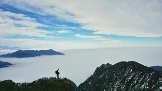 旅行-旅拍-云海-户外-爬山 图片素材