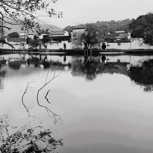 手机随拍-水墨宏村-小河-村庄-建筑 图片素材