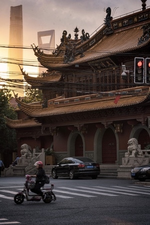 细节-云-结构-影-公路 图片素材