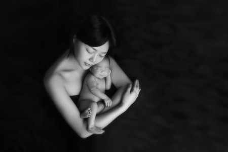 人像-黑白-我的2019-新生儿摄影-女人 图片素材