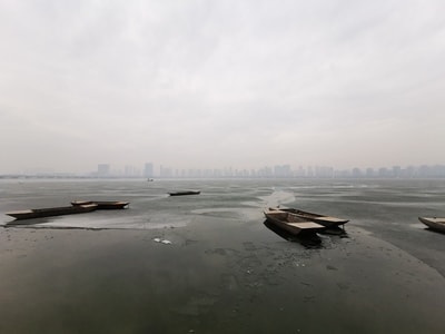 船-河流-渔民-风光-风景 图片素材