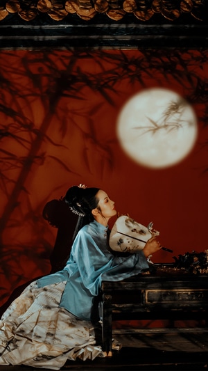 人像-人像写真-她说-如昔社-复工 图片素材