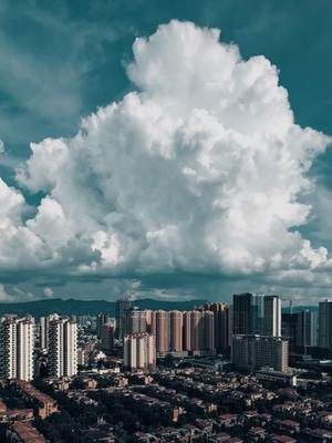 iphone-云-成都-夏-建筑 图片素材