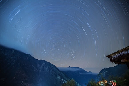 中路藏寨-风景-风光-星轨-夜景 图片素材