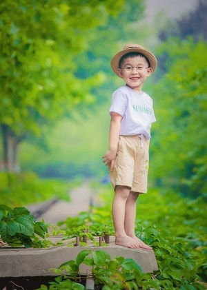 童颜-儿童摄影-日常-儿童-小孩 图片素材