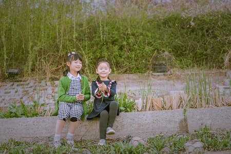 日常-童颜-儿童摄影-自己-女孩 图片素材
