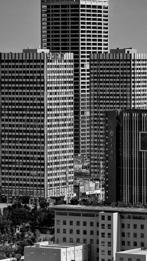 70周年摄影大赛-70周年城市-黑白-视角-城市 图片素材