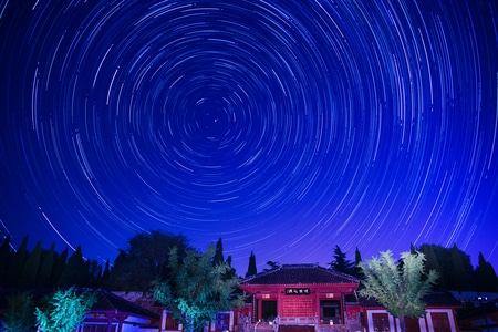 城市-风景区-星轨-风景-星轨 图片素材