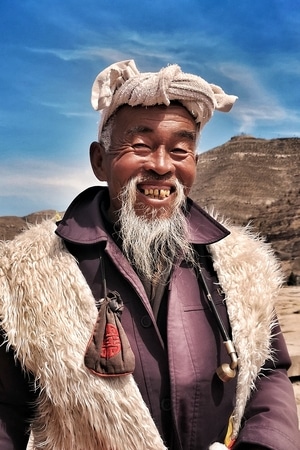 华为-色彩-有趣的瞬间-人像-老人 图片素材