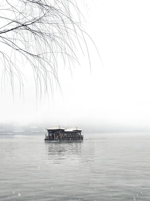 黑白-看你的城市-湖-湖水-湖面 图片素材