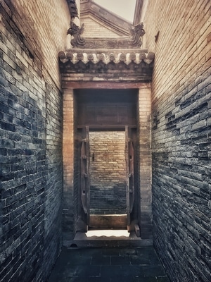 华为-光影-形状-色彩-引导线 图片素材