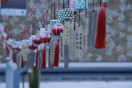 南京-报恩寺-蓝色-雨天-旅行 图片素材