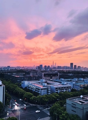 星空-看我的城-对称美-风景-自然 图片素材