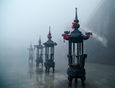 旅途-雾-香炉-雾-石阶 图片素材