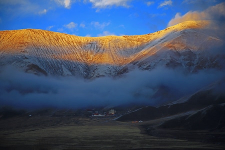 风光-自然界-风景-山-山峰 图片素材