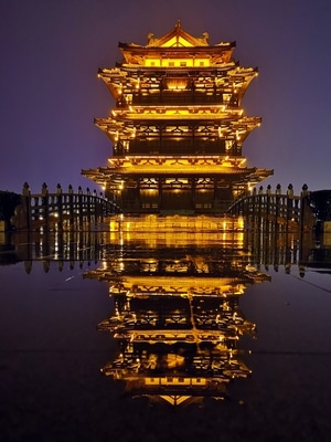 手机摄影-夜景-古建筑-阁楼-夜景 图片素材